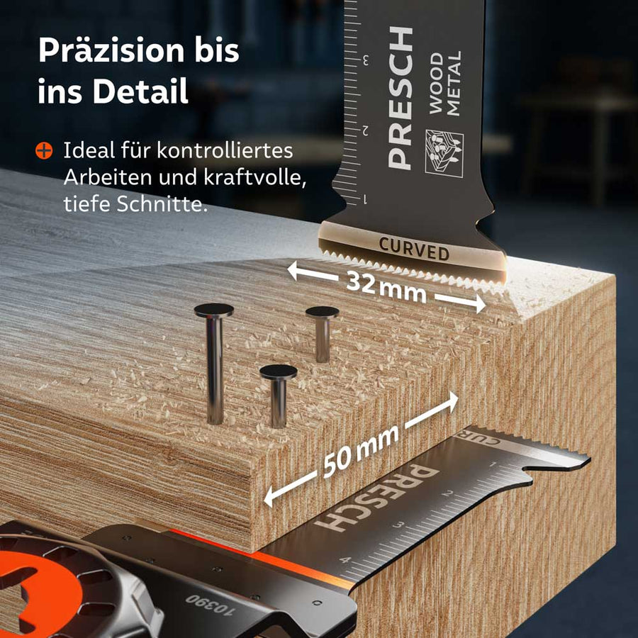 Technische afmetingen gevisualiseerd: Het 32 mm brede zaagblad bij krachtig gebruik in een houten balk waarin zich spijkers bevinden.