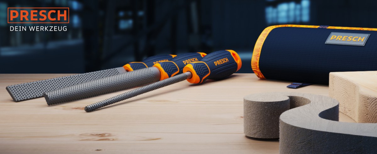 Dreiteiliges Holzraspel-Set von PRESCH auf einem Arbeitstisch mit ergonomischen Griffen für Tischlerei und Holzbearbeitung