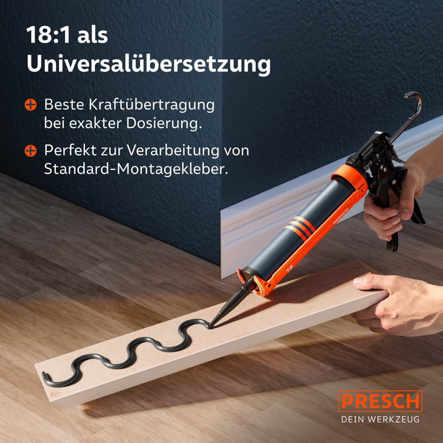 Un artisan utilise le pistolet à silicone PRESCH pour un jointage précis d'une cabine de douche ; le rapport de transmission 18:1 permet un dosage exact des mastics fluides et épais comme le silicone et la colle de montage.