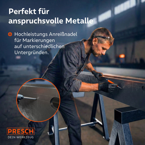 Ein Handwerker nutzt die Anreißnadel in einem Marker, um eine exakte Markierung auf einem massiven Stahlträger vorzunehmen.