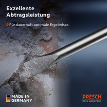 Meißel arbeitet sich mit feinem Splitterbild durch angerissenes Mauerwerk