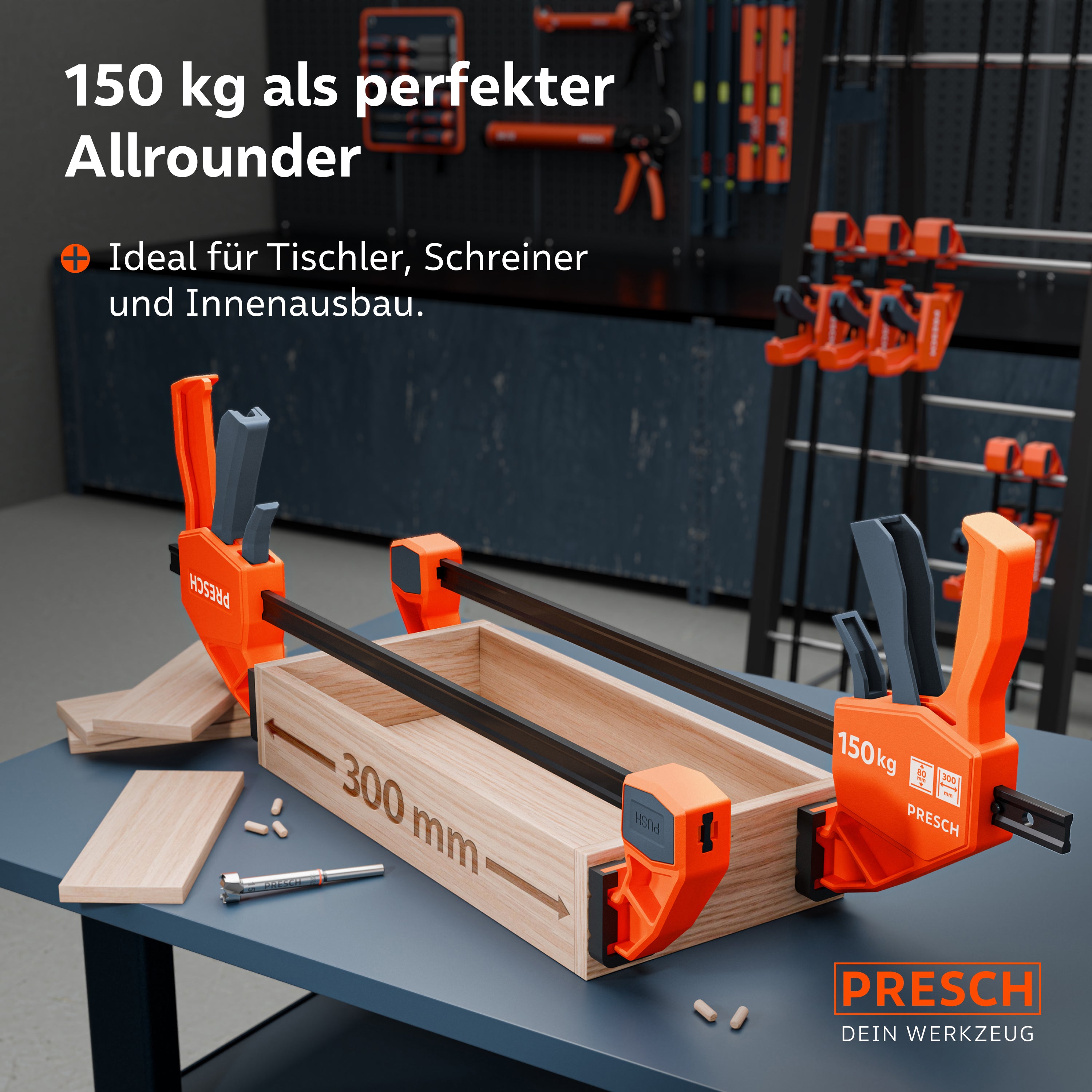 Zwei PRESCH Einhandzwingen fixieren einen Holzrahmen bei einer Spannweite von 300 mm; die 150 kg Spannkraft ist der perfekte Allrounder für Tischler, Schreiner und den professionellen Innenausbau.