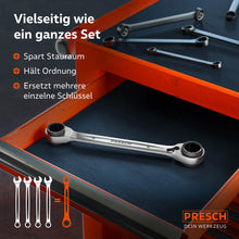 Ein visueller Vergleich in einer Werkzeugschublade zeigt den PRESCH 4-in-1 Schlüssel gegenüber vier einzelnen Ringschlüsseln, um die enorme Platzersparnis und die bessere Organisation im Werkzeugwagen zu demonstrieren.