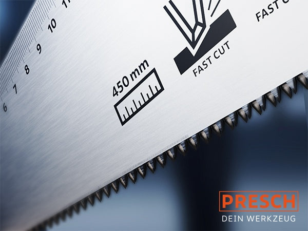 PRESCH Fuchsschwanzsäge 450mm für präzisen Schnitt, Handsäge mit Sägeblatt und Zahnung in Nahaufnahme