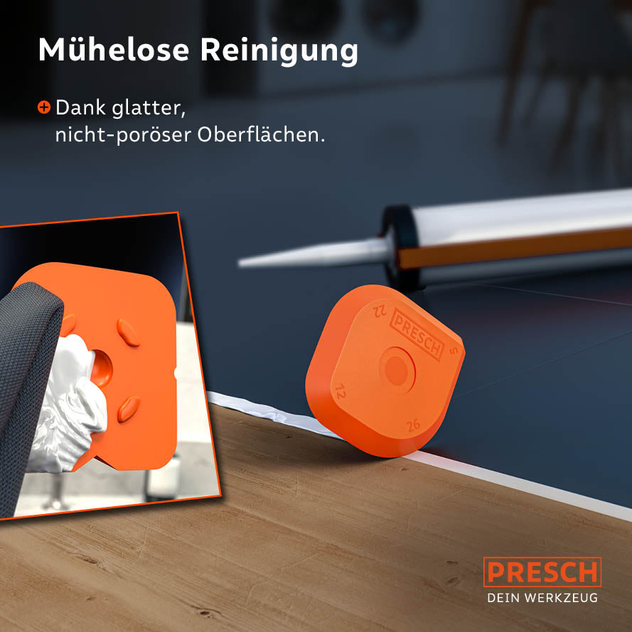 Reinigingsdemo: dankzij het gladde, niet‑poreuze oppervlak kunnen kitresten moeiteloos van de kitstrijker worden afgewreven.
