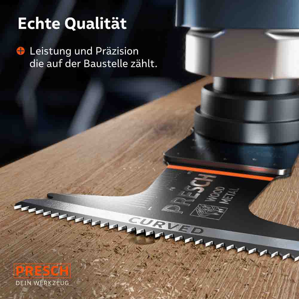 Leistung und Präzision auf der Baustelle: Detailaufnahme der Curved-Tec Schneidkante beim Eintauchen in Holz, die für ruhige Führung und exakte Ergebnisse sorgt.