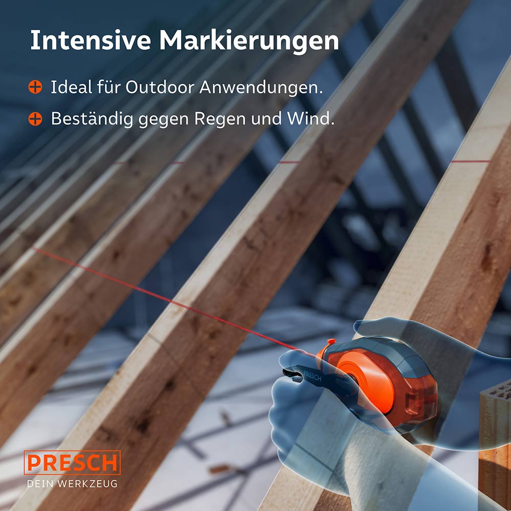 Ideal für Outdoor-Anwendungen: Die rote Kreide ist beständig gegen Wind und Regen und eignet sich perfekt für präzise Markierungen auf Dachstühlen oder Baustellen.