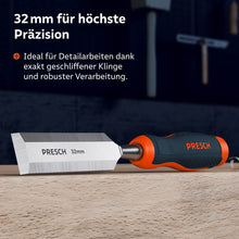 Das Stemmeisen mit 32mm Klingenbreite liegt auf einer Holzbohle; ideal für präzise Detailarbeiten dank exakt geschliffener Klinge und robuster Verarbeitung.