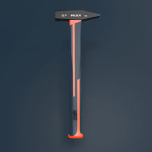 Marteau de serrurier de PRESCH avec manche ergonomique et tête robuste sur fond sombre, outil à main, marteau